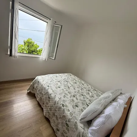 L&a Apartman *